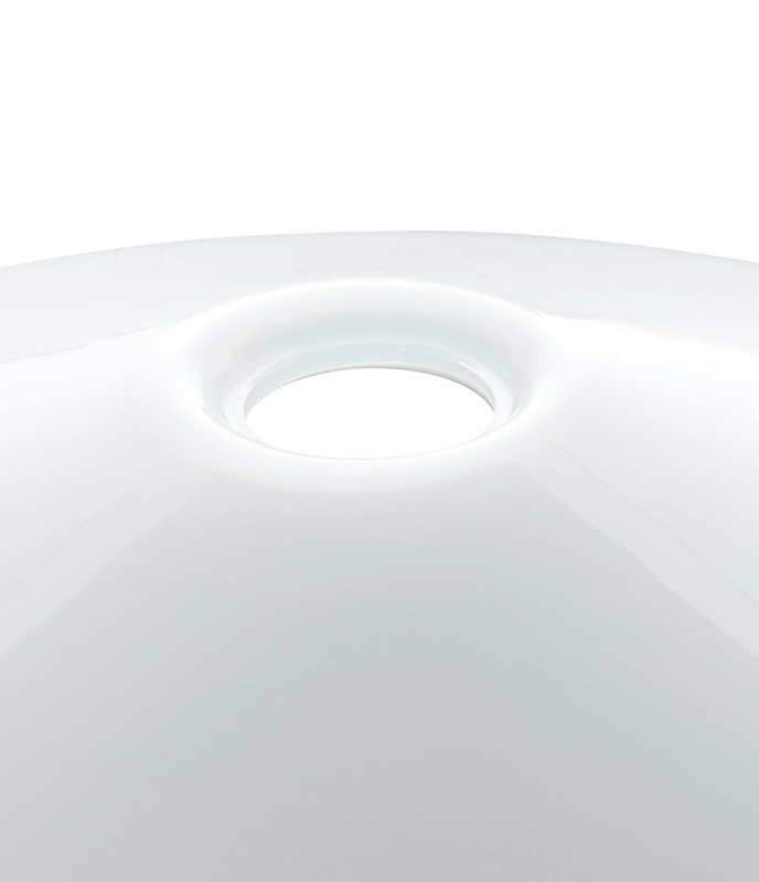 Mouth-blown opal glass