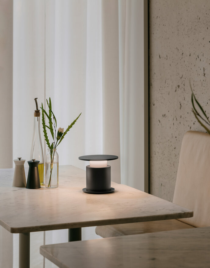 FARO TABLE W241