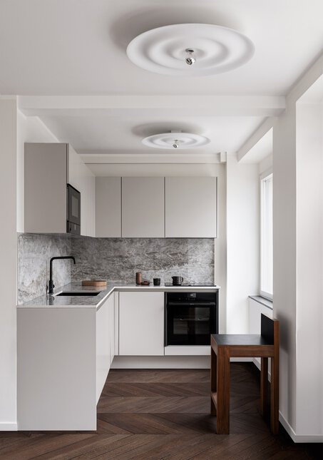 Private Grand Relations